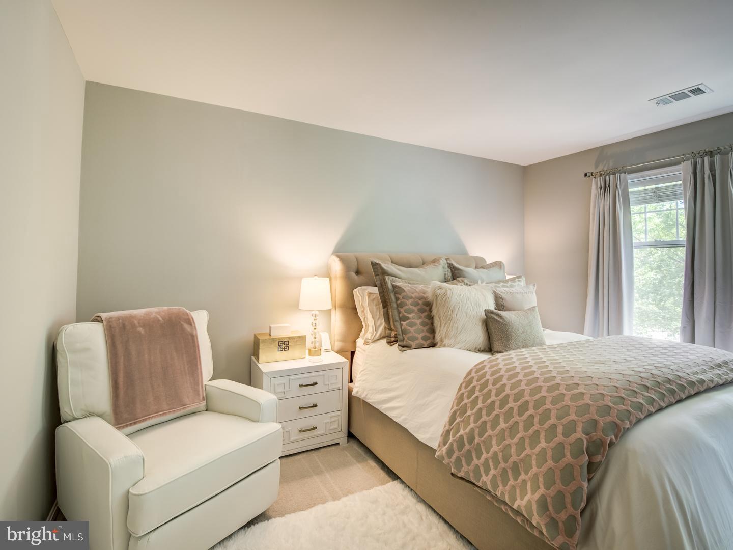 5575 Seminary Road, Unit 405 Falls Church, VA 22041 - Photo 24 of 40 Gallery Image 24