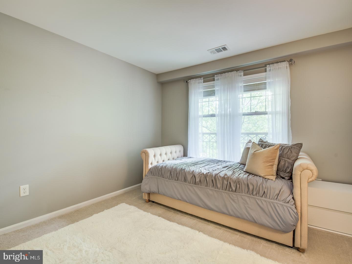 5575 Seminary Road, Unit 405 Falls Church, VA 22041 - Photo 29 of 40 Gallery Image 29