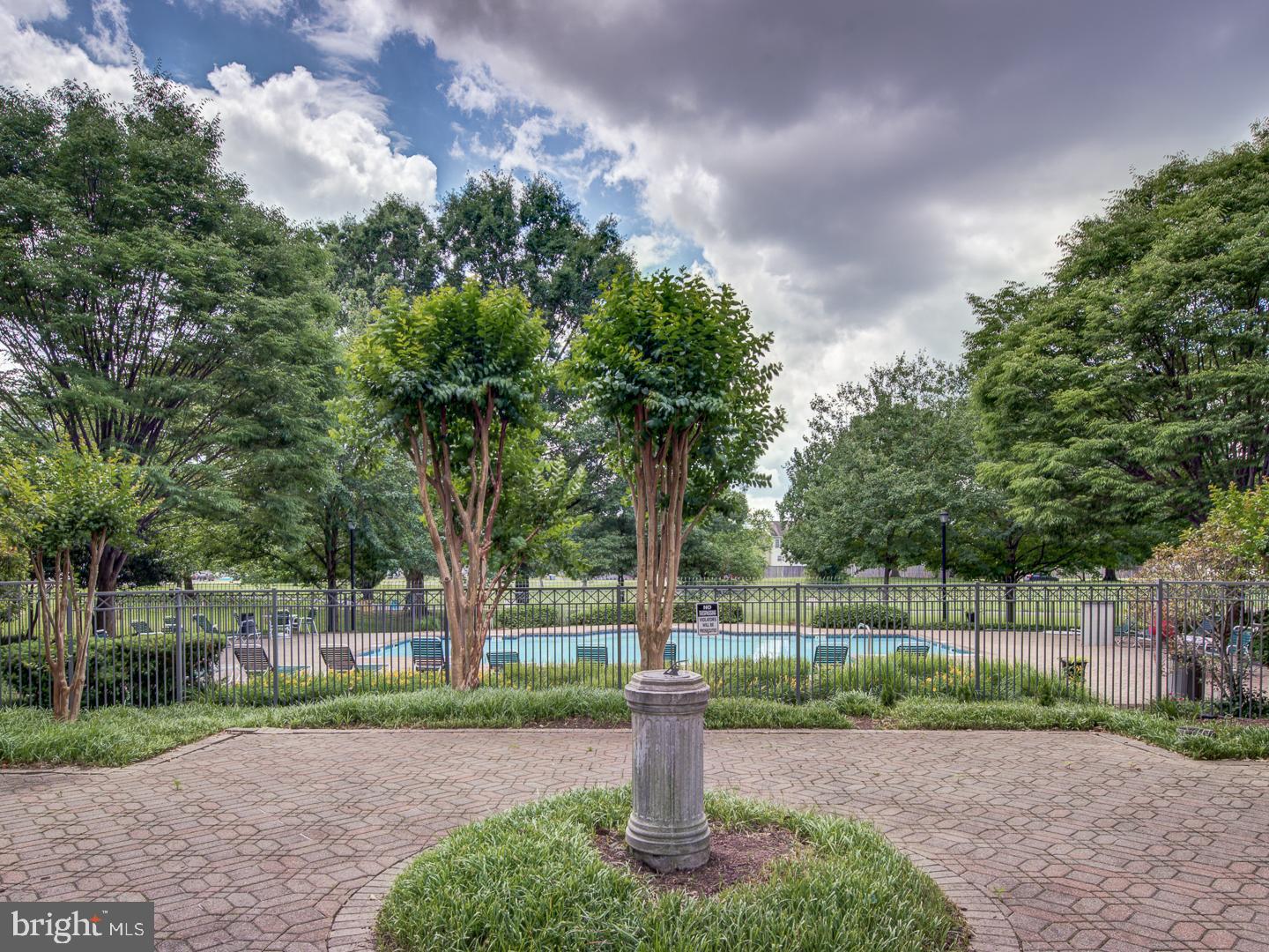 5575 Seminary Road, Unit 405 Falls Church, VA 22041 - Photo 38 of 40 Gallery Image 38