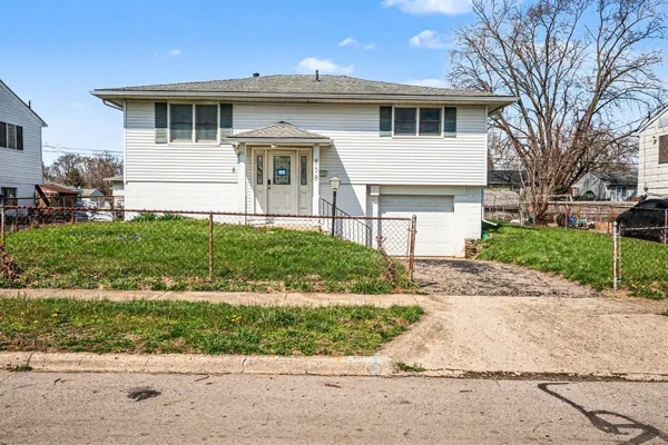 $239,900 | 858 Higbee Drive South, Columbus, OH 43207