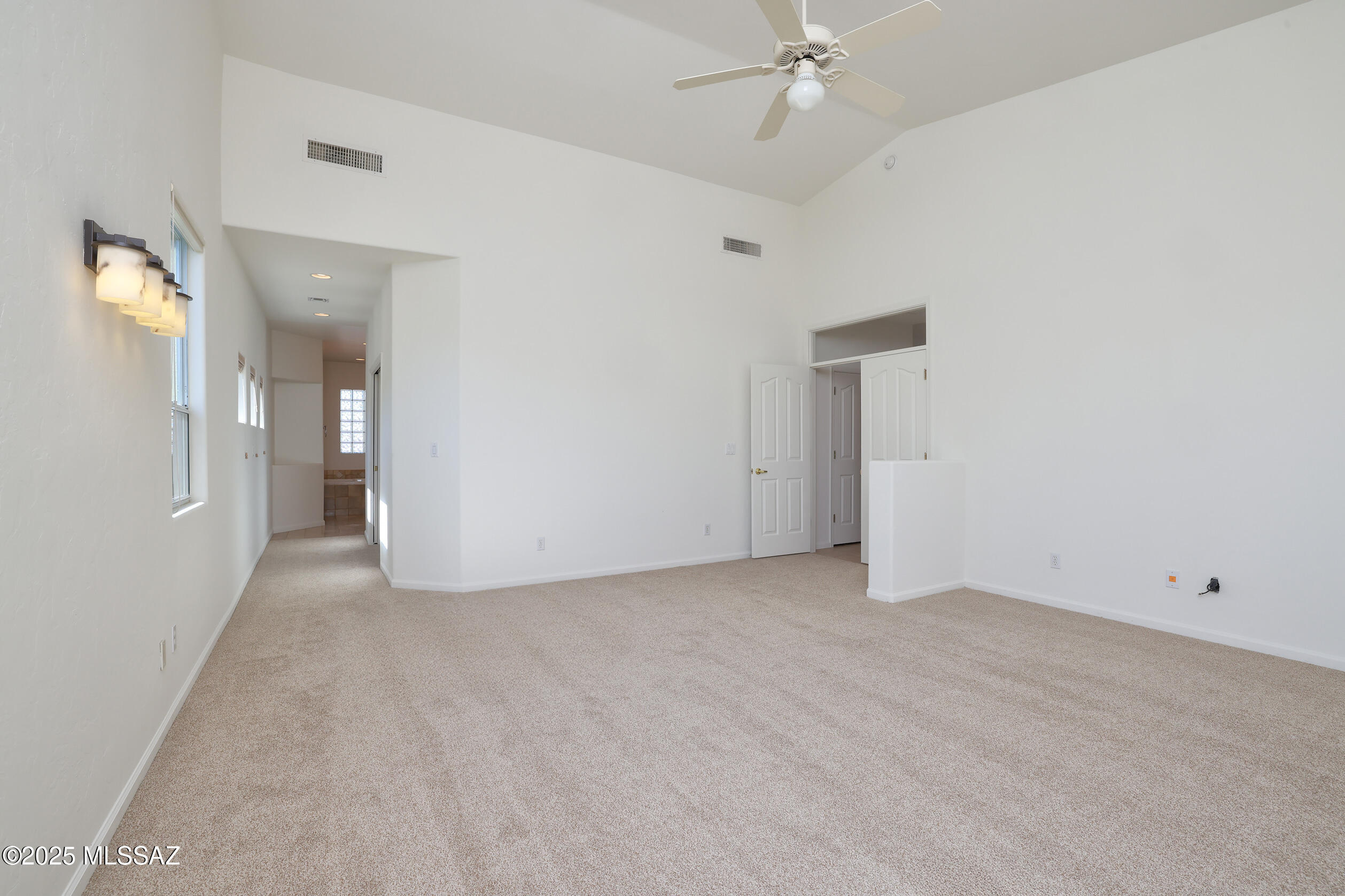 12510 North Piping Rock Road Tucson, AZ 85755 - Photo 28 of 47