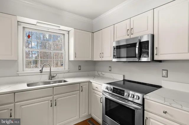 $649,000 | 706 Stonewall Lane, Fredericksburg, VA 22407