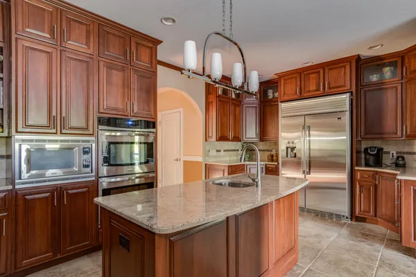 $2,400,000 | 7342 Bentwood Trail, Kalamazoo, MI 49009