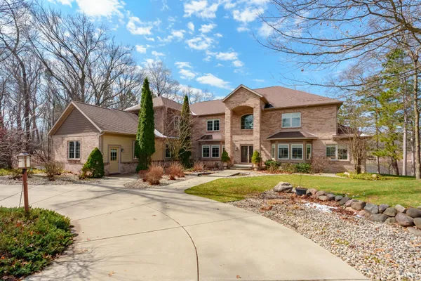 $2,400,000 | 7342 Bentwood Trail, Kalamazoo, MI 49009