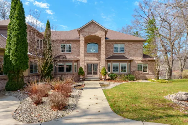 $2,400,000 | 7342 Bentwood Trail, Kalamazoo, MI 49009