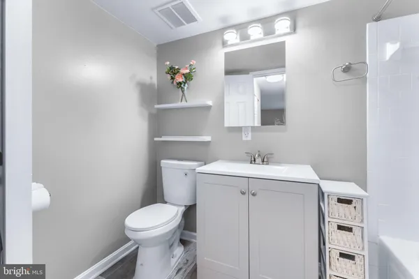 $189,000 | 10103 Prince Place, Unit 1015A, Upper Marlboro, MD 20774