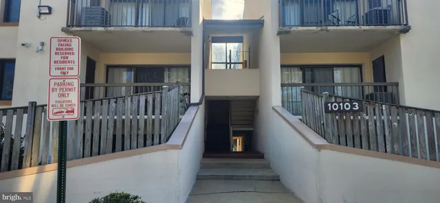 $195,000 | 10103 Prince Place, Unit 1015A, Upper Marlboro, MD 20774