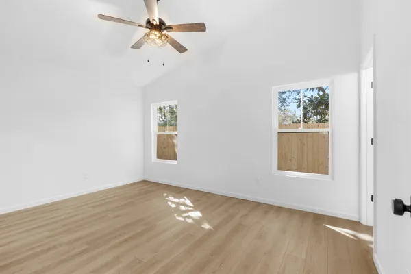 $2,400 | 75 Helen Street, St. Augustine, FL 32084