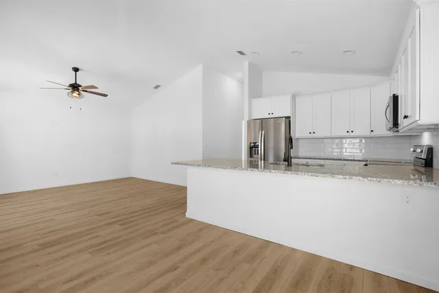 $2,400 | 75 Helen Street, St. Augustine, FL 32084