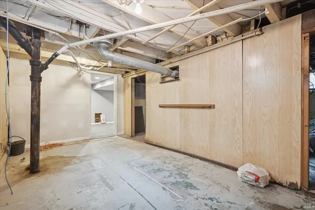 $144,900 | 1002 Alabama Street, Mishawaka, IN 46544