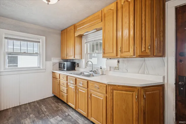 $144,900 | 1002 Alabama Street, Mishawaka, IN 46544