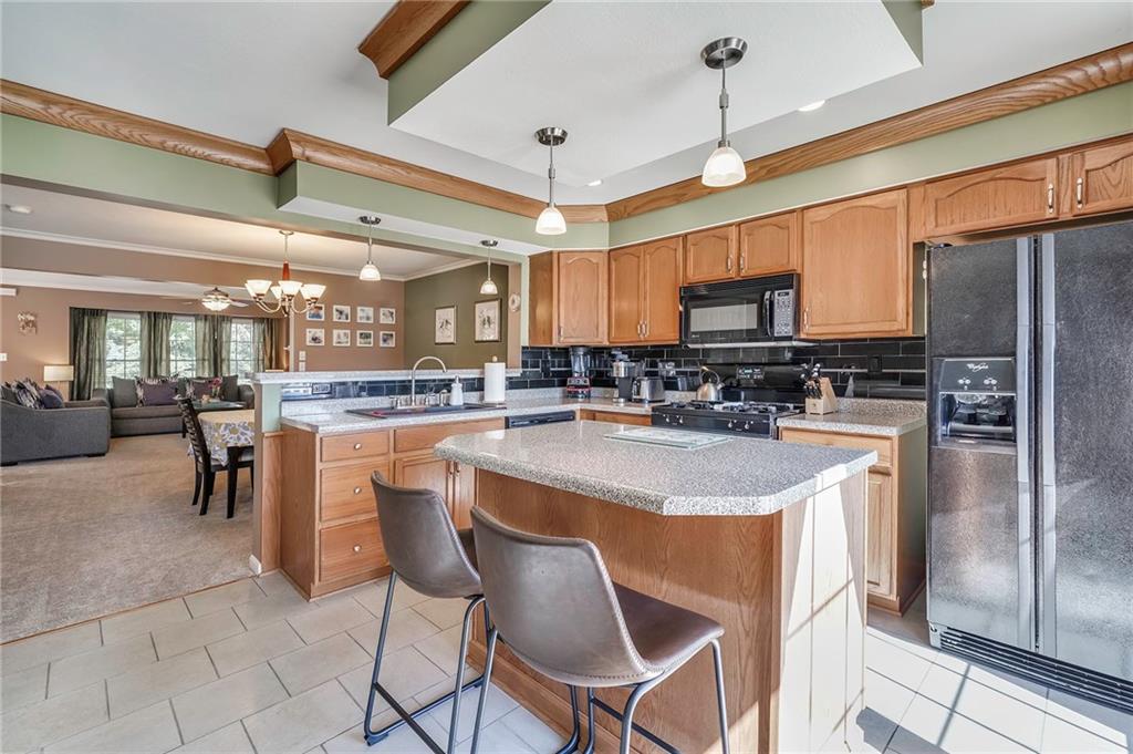 7 Castle View Drive McKees Rocks, PA 15136 - Photo 12 of 25