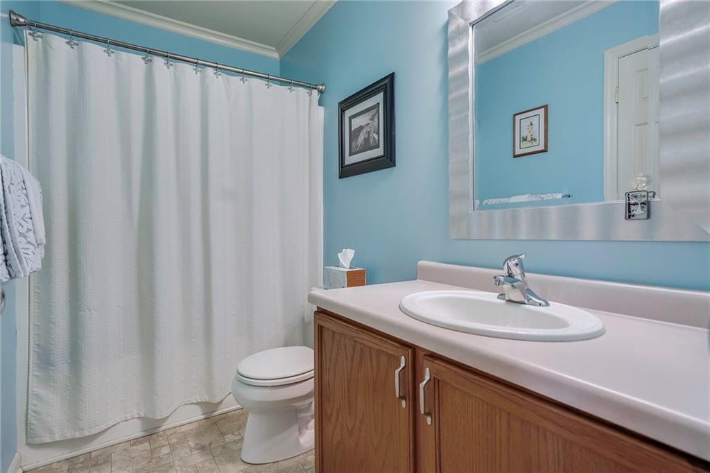 7 Castle View Drive McKees Rocks, PA 15136 - Photo 16 of 25
