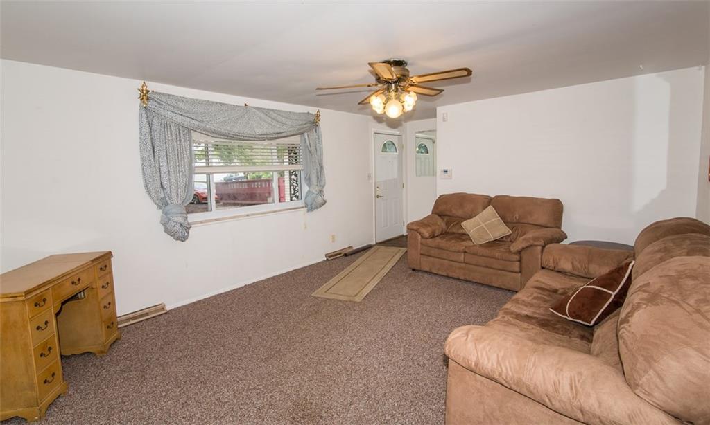 6449 Smith Road Indianapolis, IN 46236 - Photo 4 of 47 Gallery Image 4