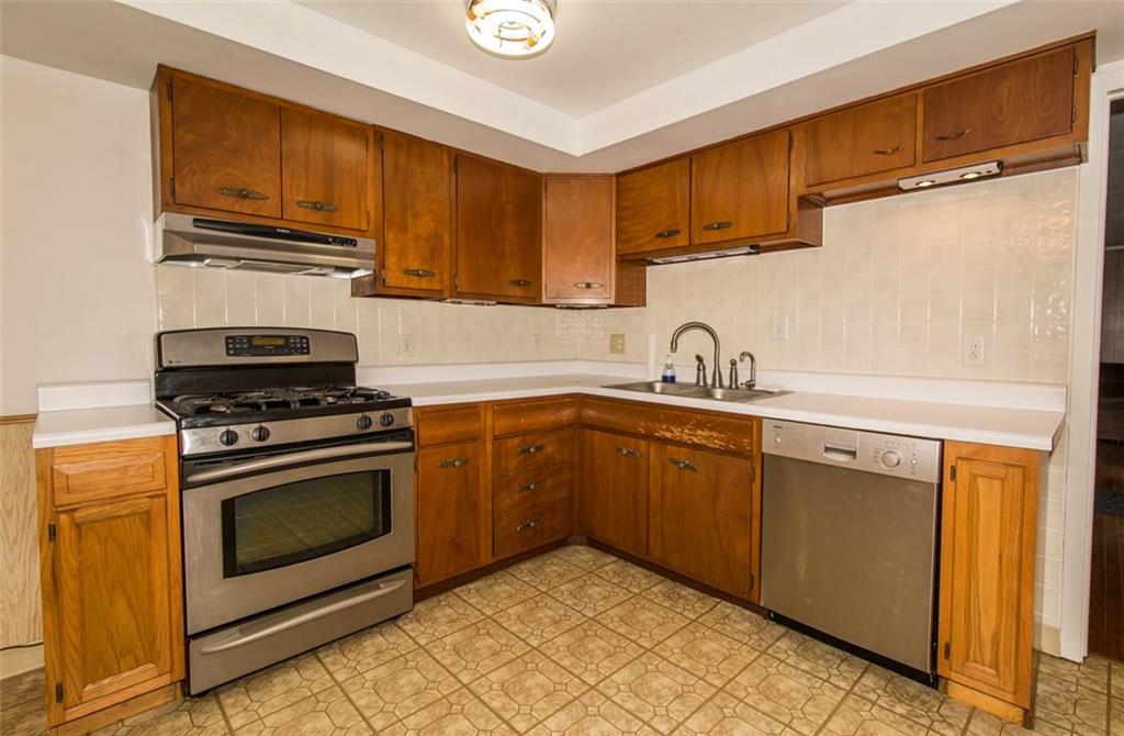 6449 Smith Road Indianapolis, IN 46236 - Photo 8 of 47 Gallery Image 8