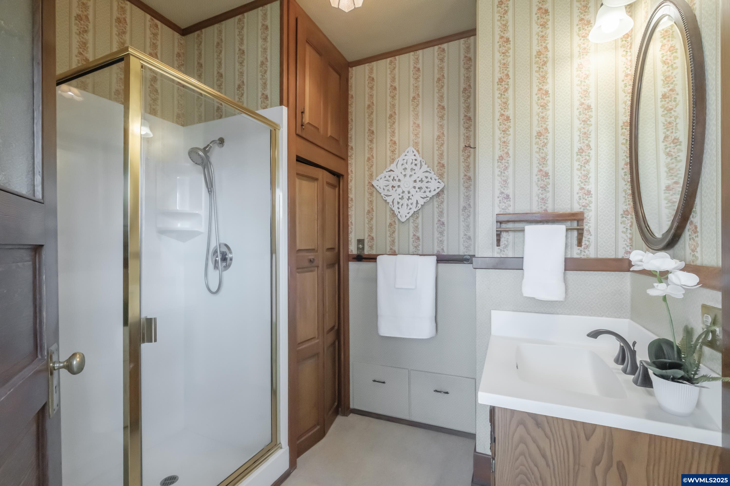 1114 Southwest Washington Street Albany, OR 97321 - Photo 24 of 50