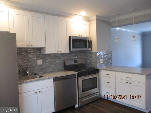 1626 Riverwood Road Baltimore, MD 21221 - Photo 15 of 43