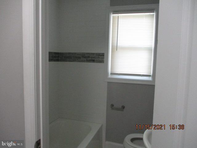 1626 Riverwood Road Baltimore, MD 21221 - Photo 20 of 43