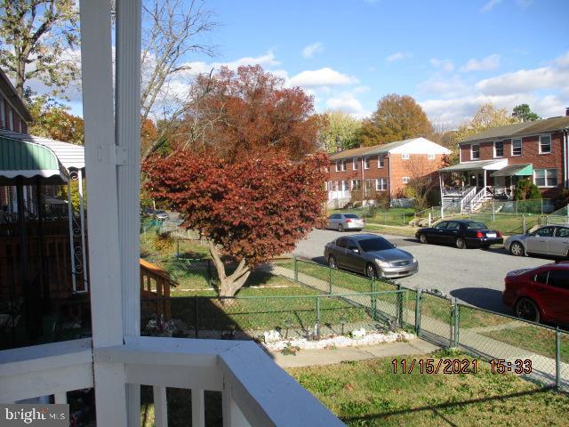 1626 Riverwood Road Baltimore, MD 21221 - Photo 4 of 43