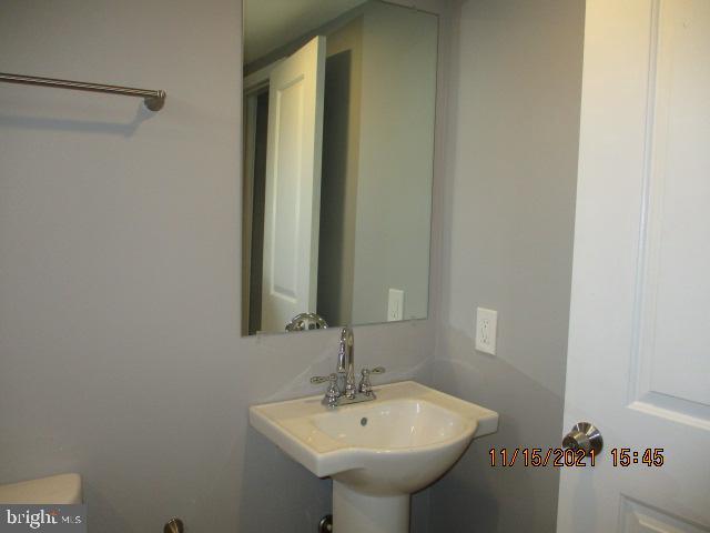 1626 Riverwood Road Baltimore, MD 21221 - Photo 38 of 43