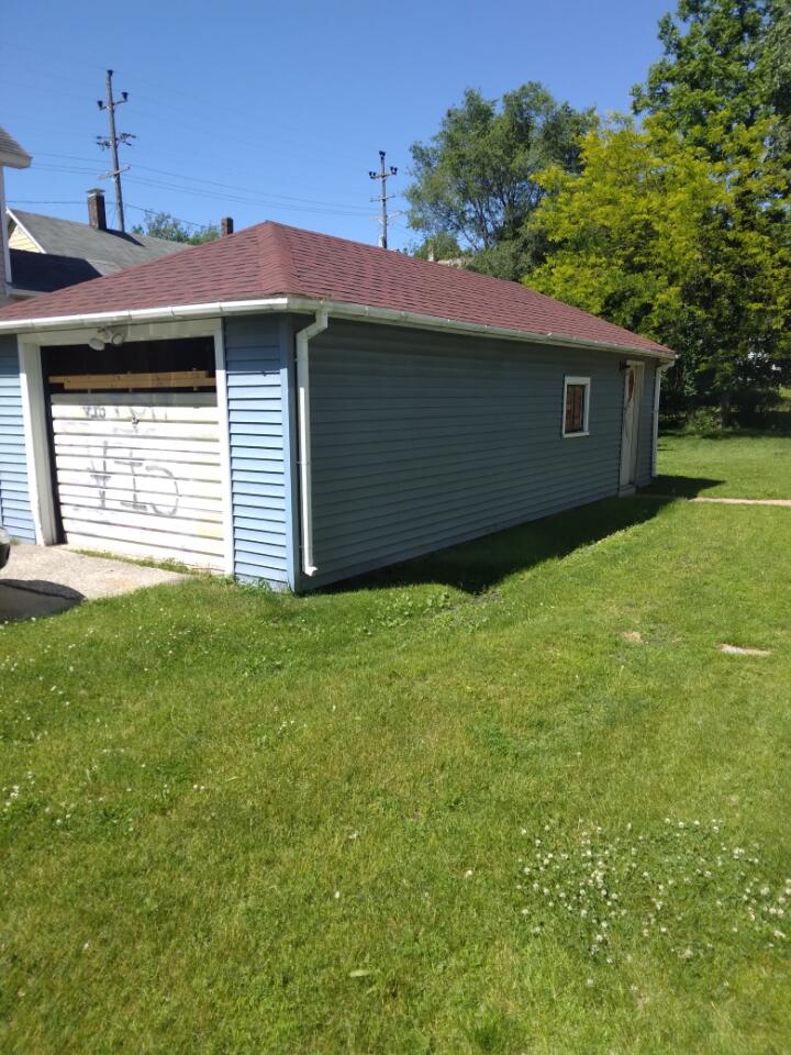 814 Engelman Street Manistee, MI 49660 - Photo 11 of 13 92403587-177E-42C7-A2DD-5BD73B8BF69B