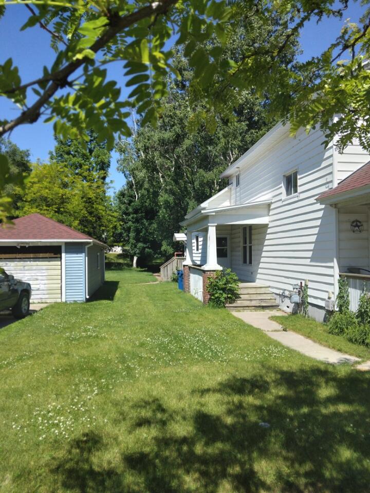 814 Engelman Street Manistee, MI 49660 - Photo 12 of 13 9DA9DC54-ABF1-4CB4-B0DA-B3E6540B6AC5