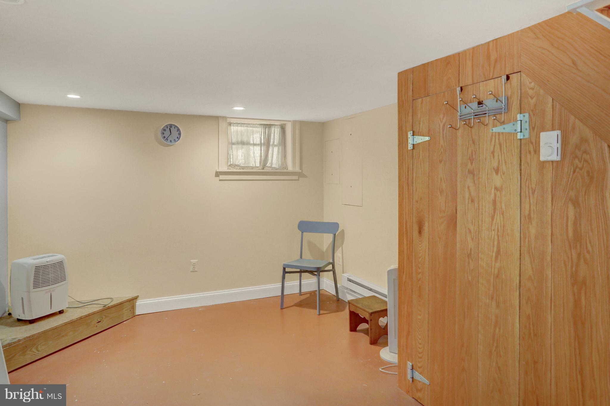 601 Harding Place Baltimore, MD 21211 - Photo 23 of 27 Family Room