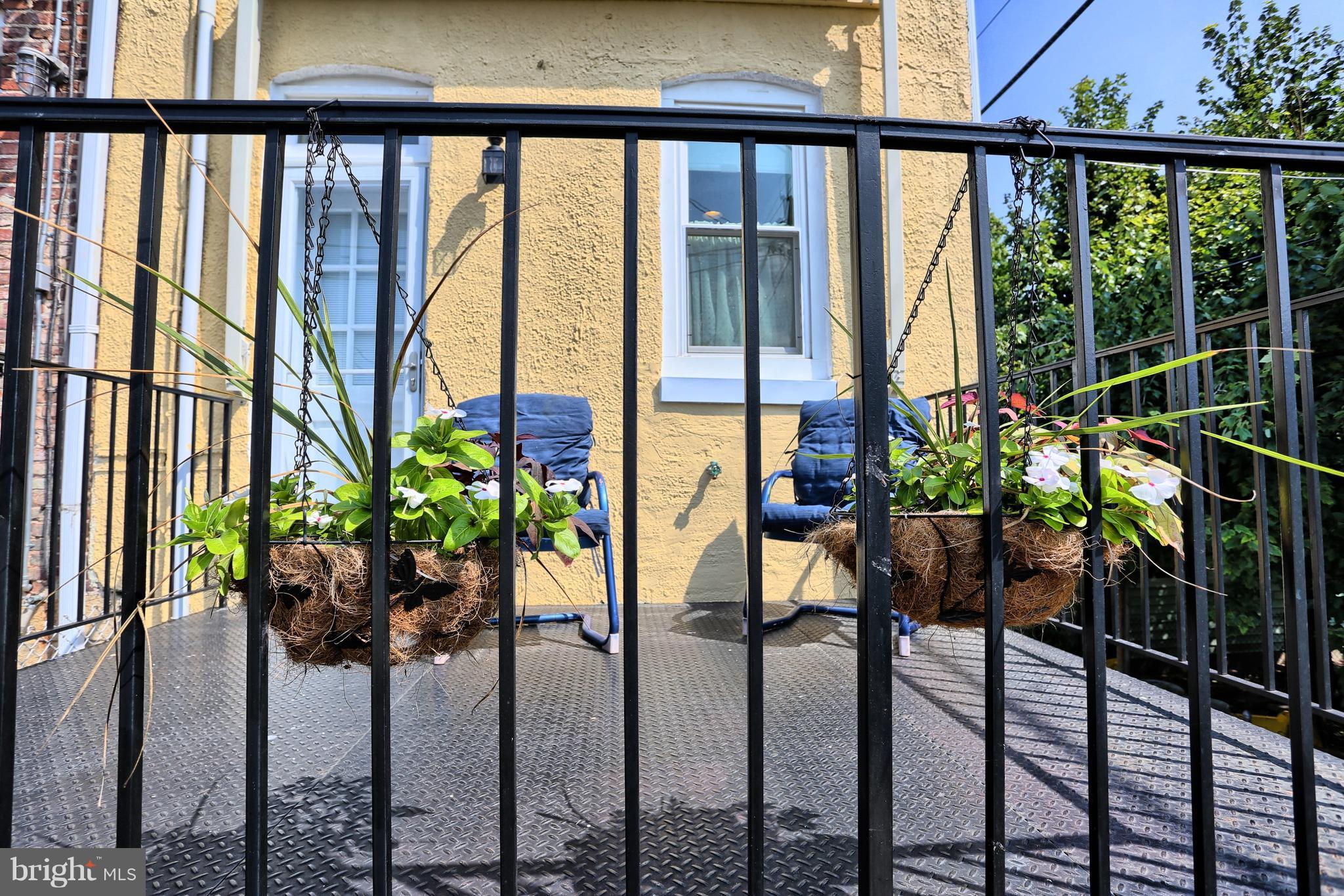 601 Harding Place Baltimore, MD 21211 - Photo 26 of 27 Exterior (Rear)