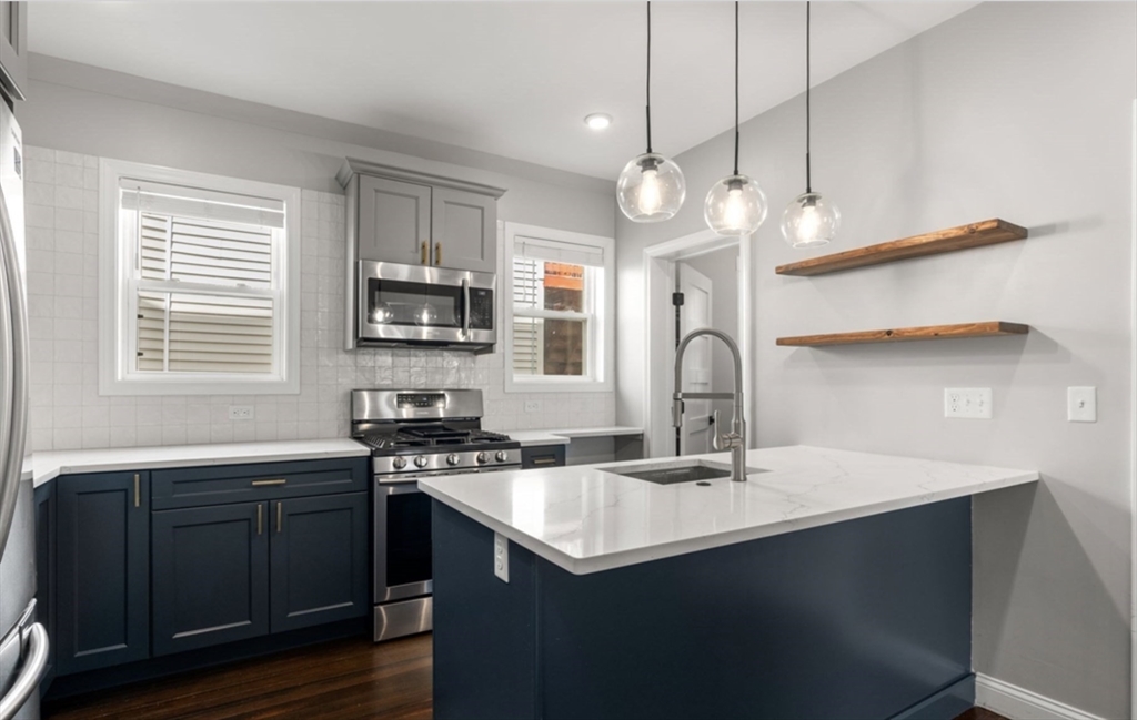 101 Draper Street, Unit 2 Boston, MA 02122 - Photo 2 of 19