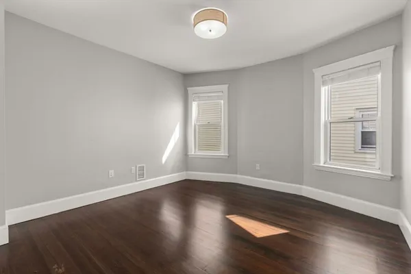 $3,500 | 101 Draper Street, Unit 2, Boston, MA 02122