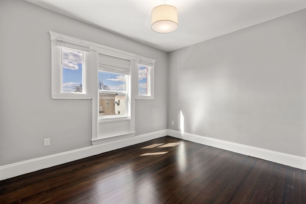 101 Draper Street, Unit 2 Boston, MA 02122 - Photo 9 of 19