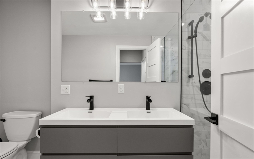 101 Draper Street, Unit 2 Boston, MA 02122 - Photo 10 of 19