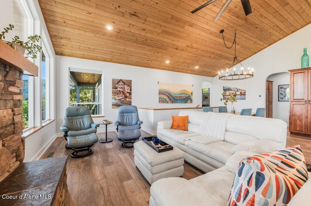 16 Hawkins Road Sagle, ID 83860 - Photo 16 of 110 --26.jpg-SMALL
