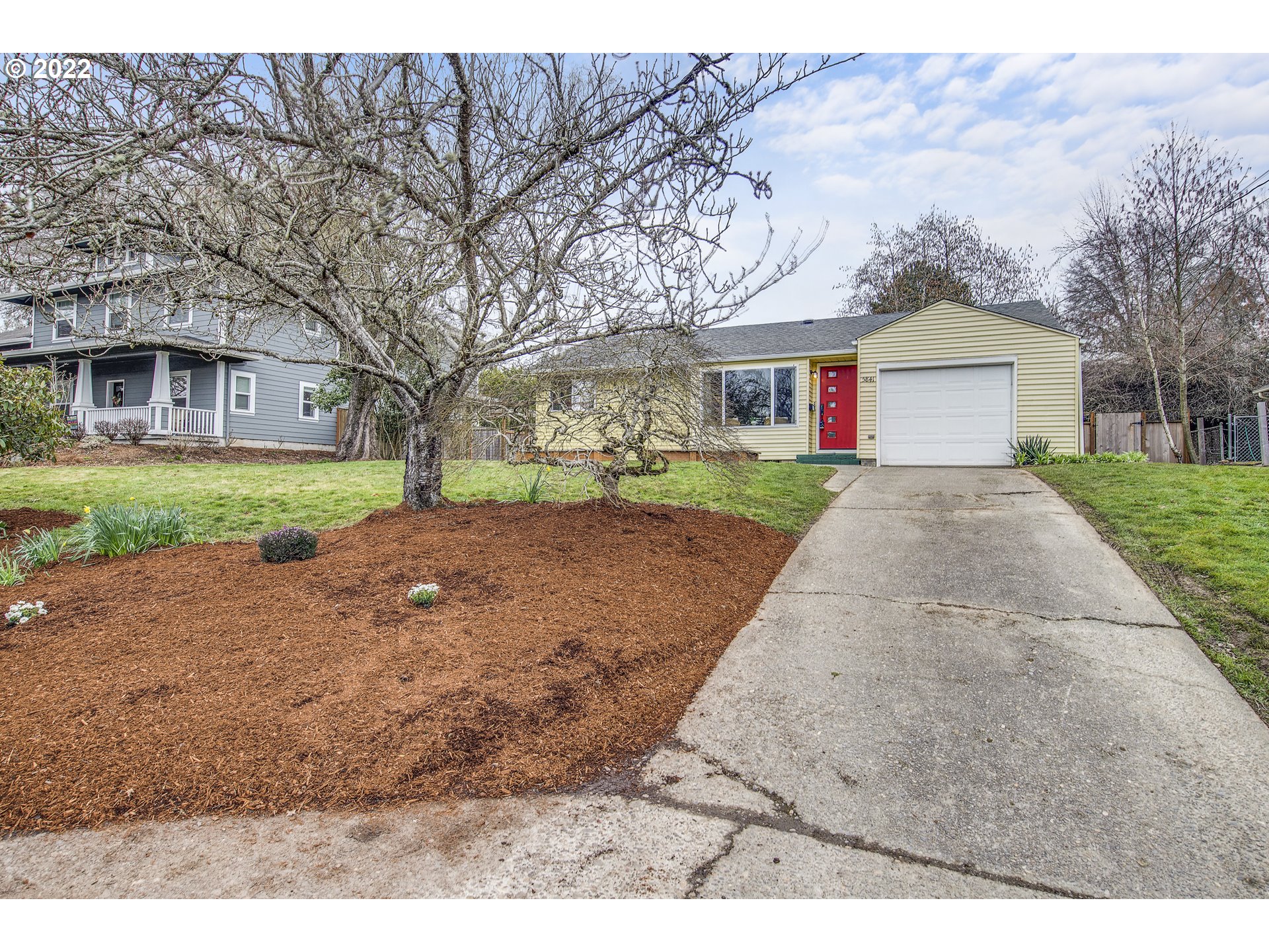 5841 Southwest Nebraska Street Portland, OR 97221 - Photo 3 of 30 Gallery Image 3