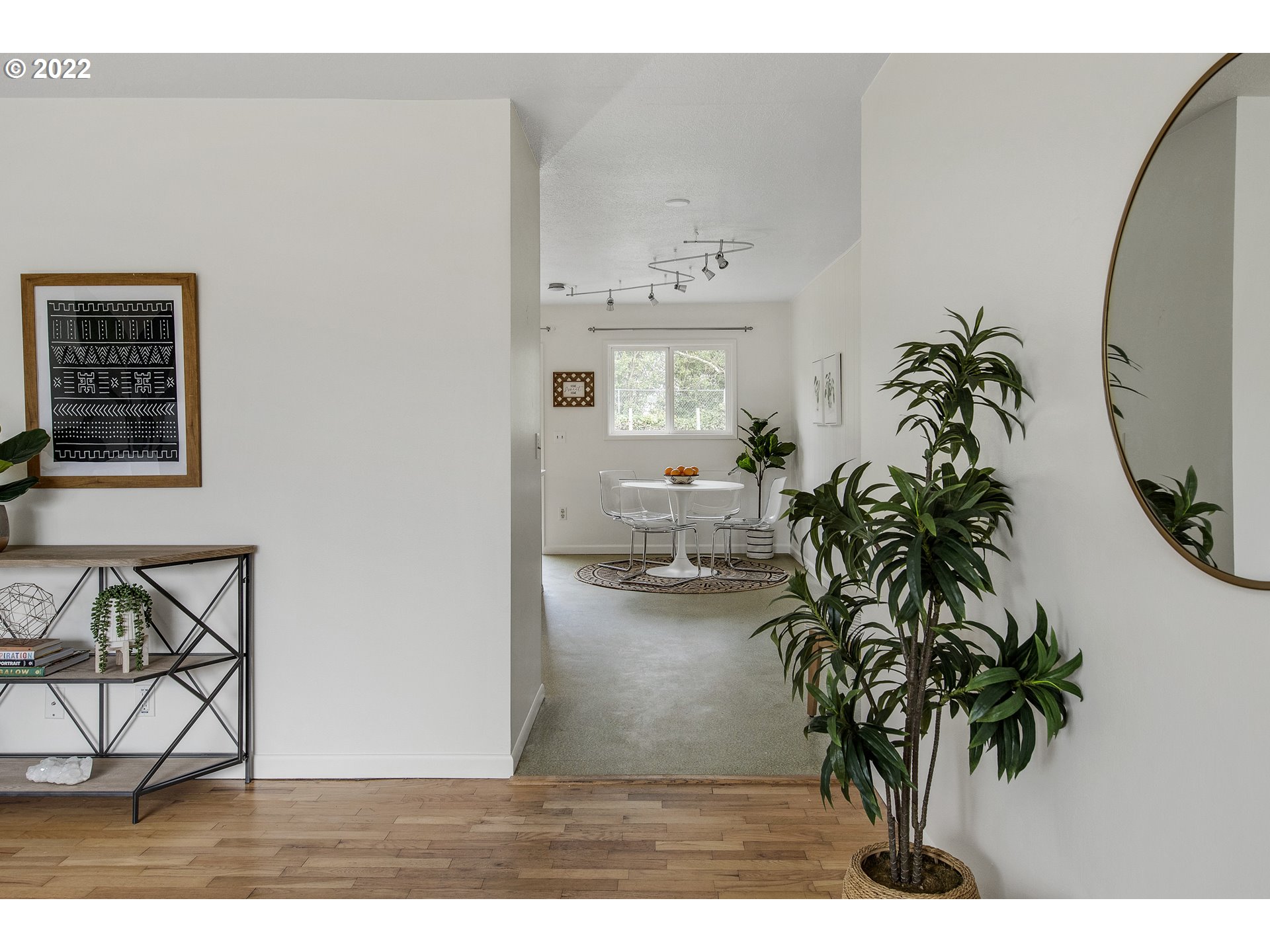 5841 Southwest Nebraska Street Portland, OR 97221 - Photo 7 of 30 Gallery Image 7