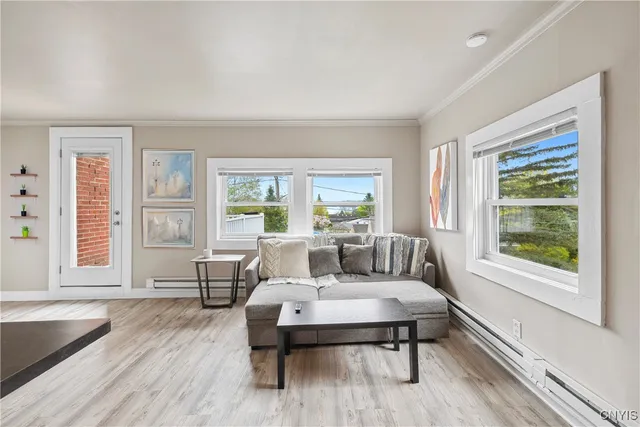 $2,700 | 40 Lakeview Circle, Unit 1, Skaneateles, NY 13152