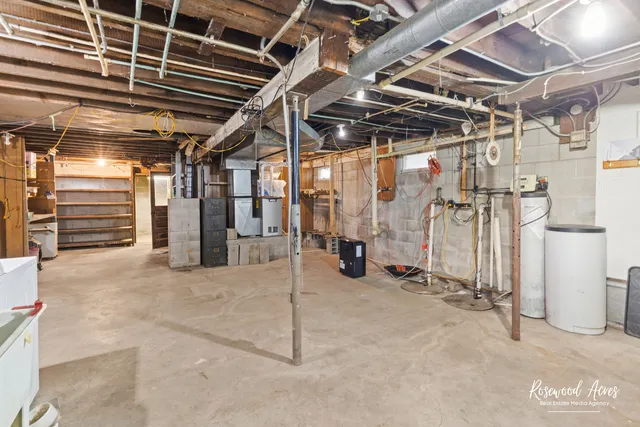 $240,000 | 7861 East 2250S Road, St. Anne, IL 60964