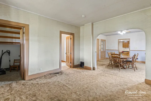 $240,000 | 7861 East 2250S Road, St. Anne, IL 60964