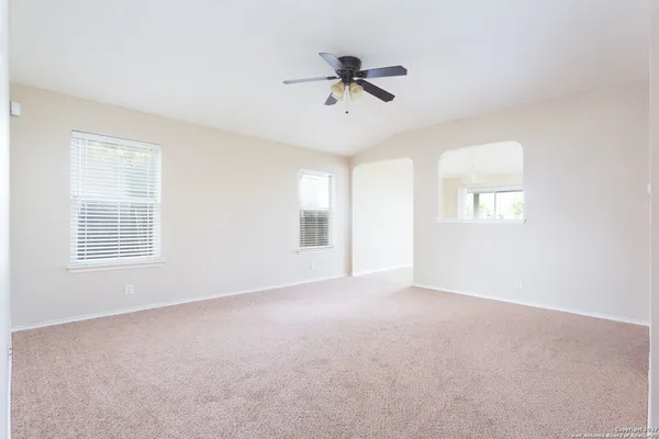 $1,500 | 4311 Rogans Harbor, San Antonio, TX 78244