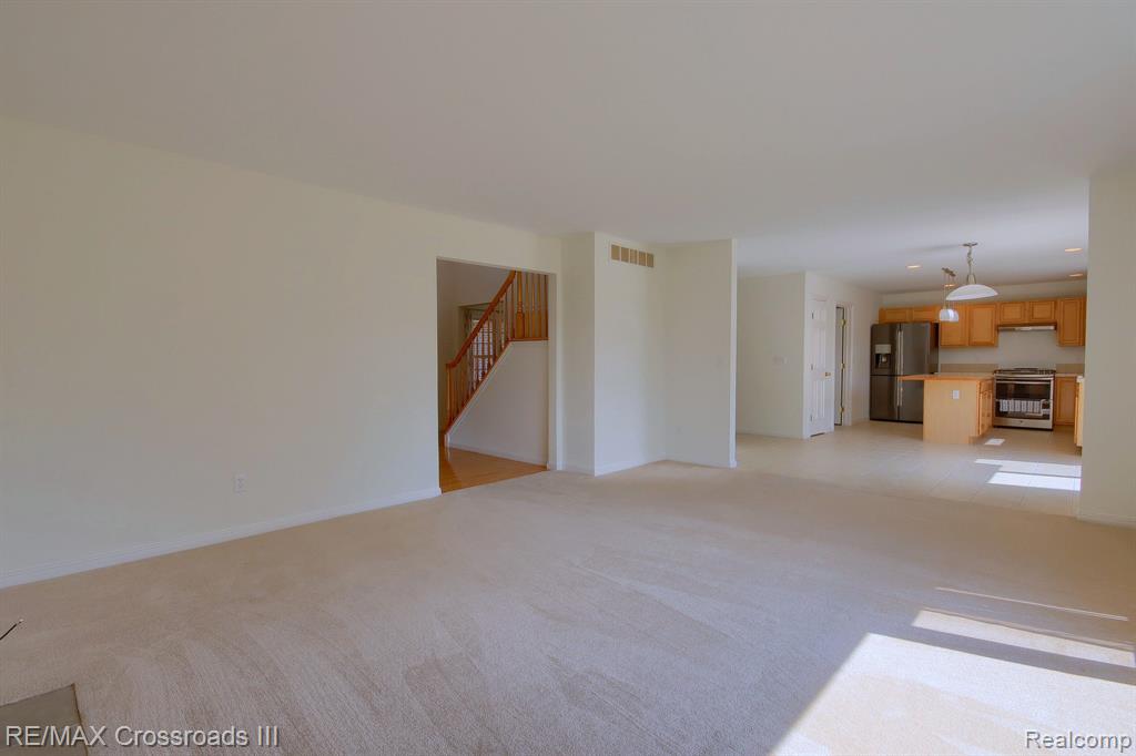 6446 Wilson Road Ann Arbor, MI 48108 - Photo 7 of 27