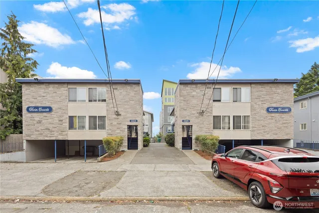 a car parked in front of a building