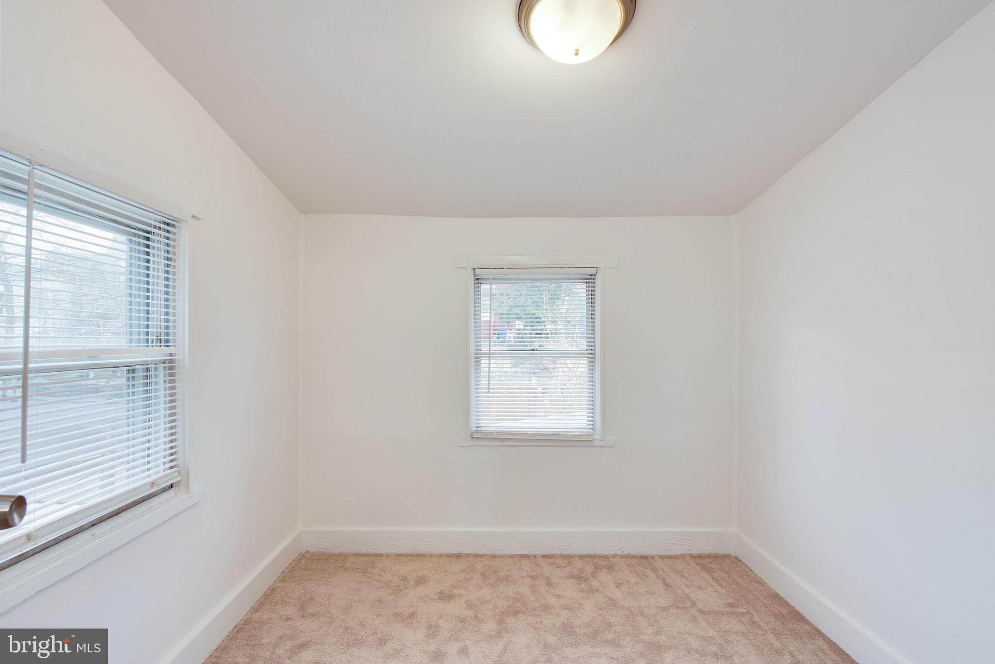 925 Locust Street Reading, PA 19604 - Photo 15 of 21 Gallery Image 15