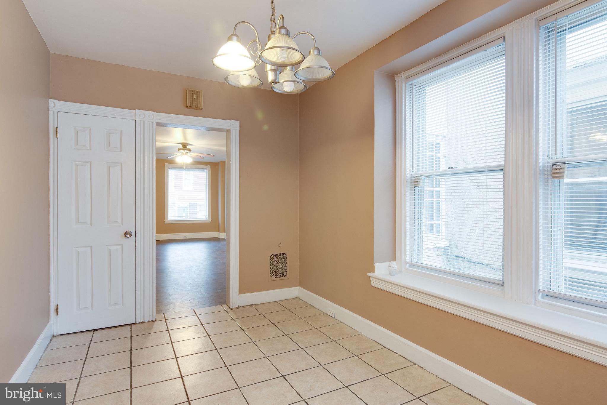 925 Locust Street Reading, PA 19604 - Photo 7 of 21 Gallery Image 7