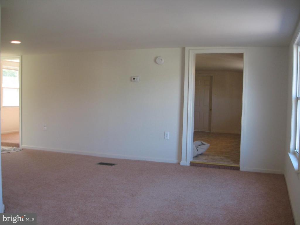 790 Raintree Road Columbia, PA 17512 - Photo 7 of 15 Gallery Image 7