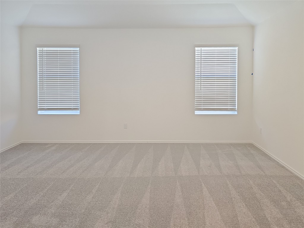 1117 Nesting Bird Drive Georgetown, TX 78628 - Photo 12 of 20 an empty room with a window