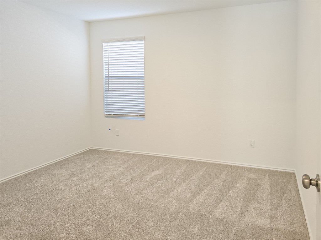 1117 Nesting Bird Drive Georgetown, TX 78628 - Photo 10 of 20 an empty room with a window