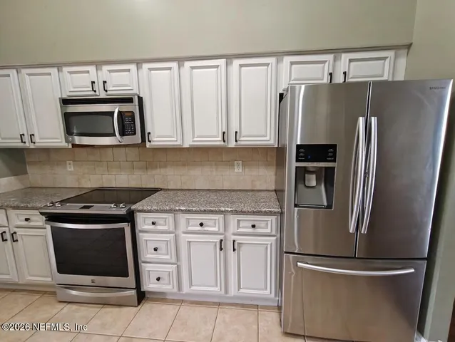 $2,450 | 4076 Everett Avenue, Middleburg, FL 32068