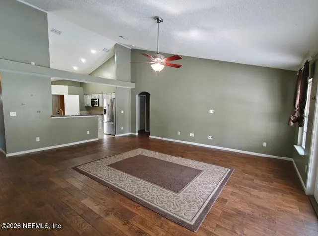 $2,450 | 4076 Everett Avenue, Middleburg, FL 32068