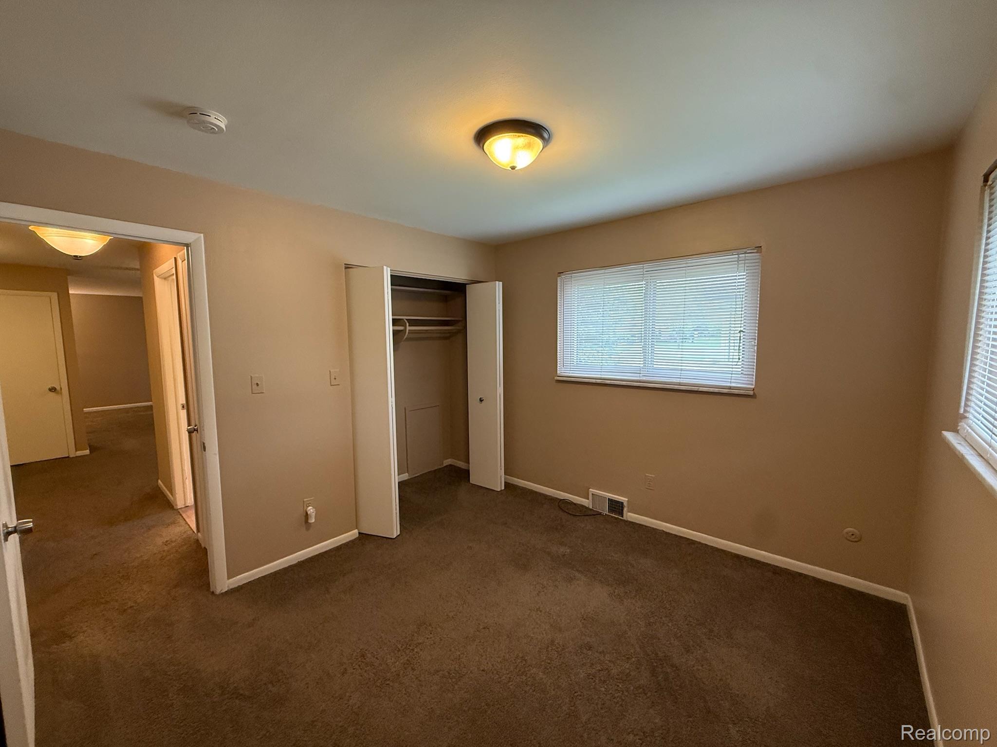 982 North Adams Road, Unit 4 Birmingham, MI 48009 - Photo 15 of 22