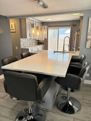 $295,000 | 1906 Ozark Parkway, Algonquin, IL 60102